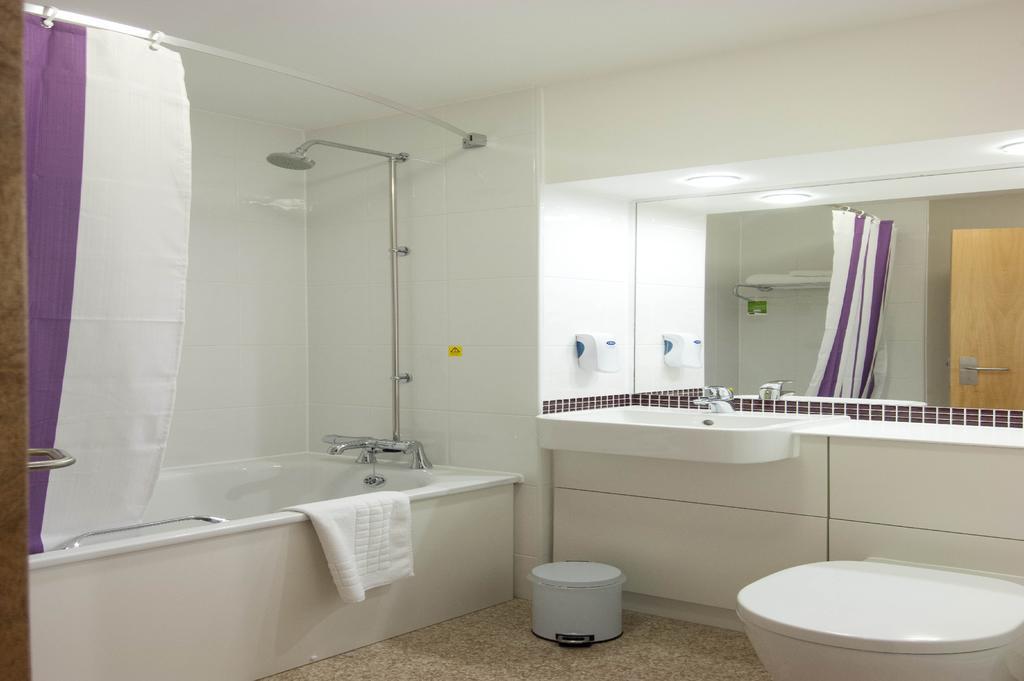 Premier Inn Birmingham City - Aston Zimmer foto