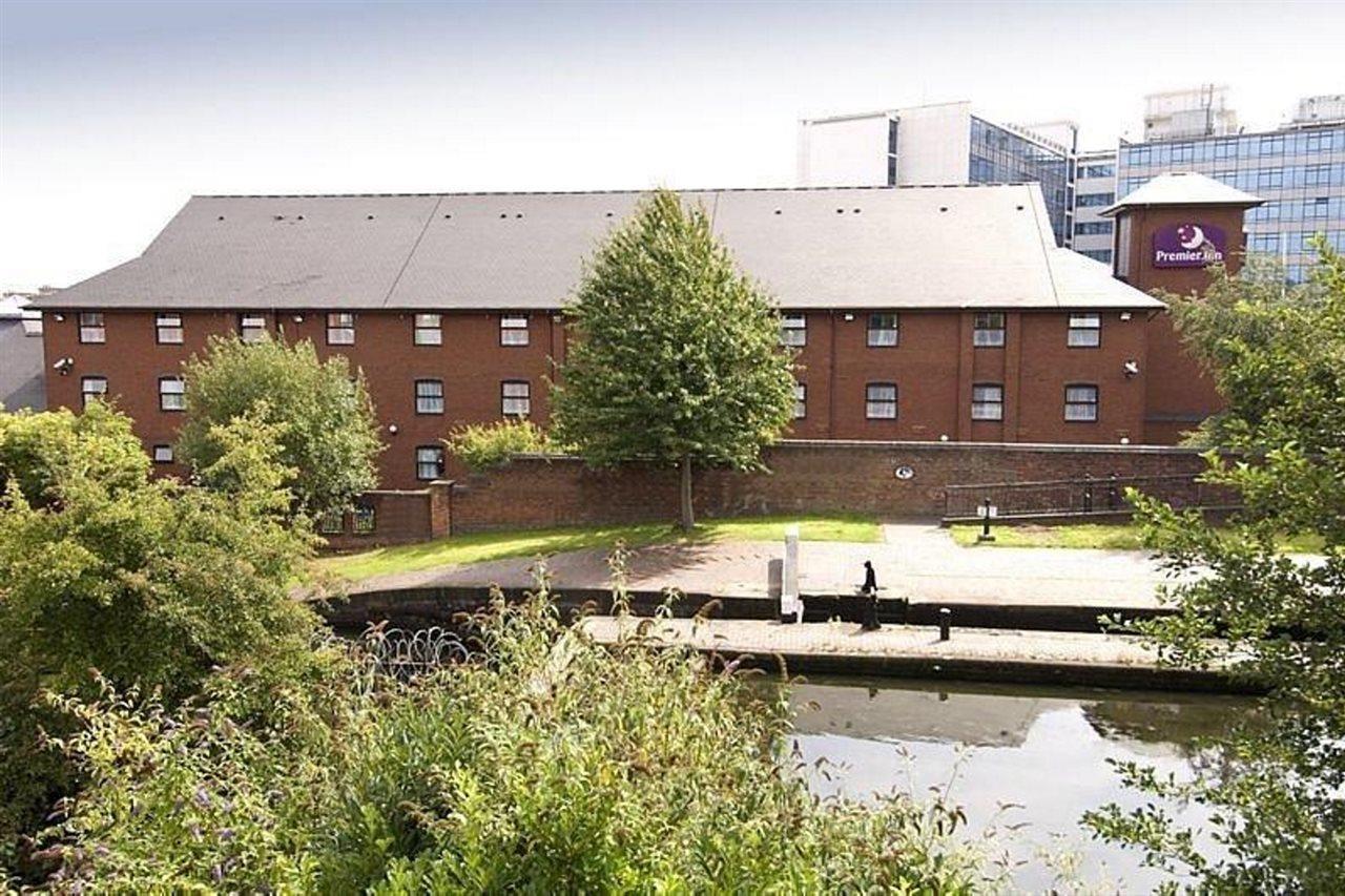 Premier Inn Birmingham City - Aston Exterior foto